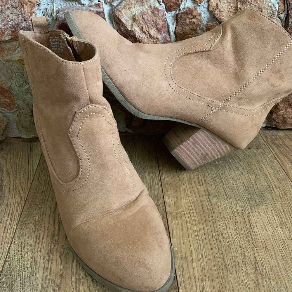 Charming Charlie Boot - Picture 3 of 4